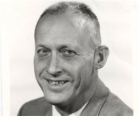 bill bowerman net worth|Top Nike Shareholders .
